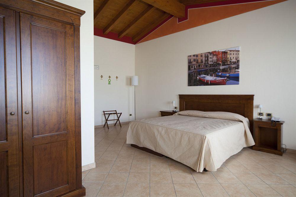 Relais Corte Pontigliardo Colà Exteriér fotografie