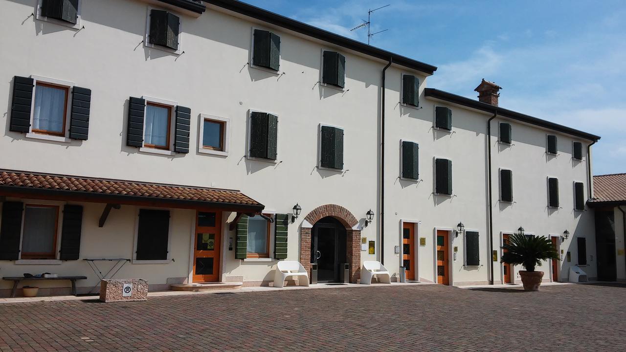 Relais Corte Pontigliardo Colà Exteriér fotografie